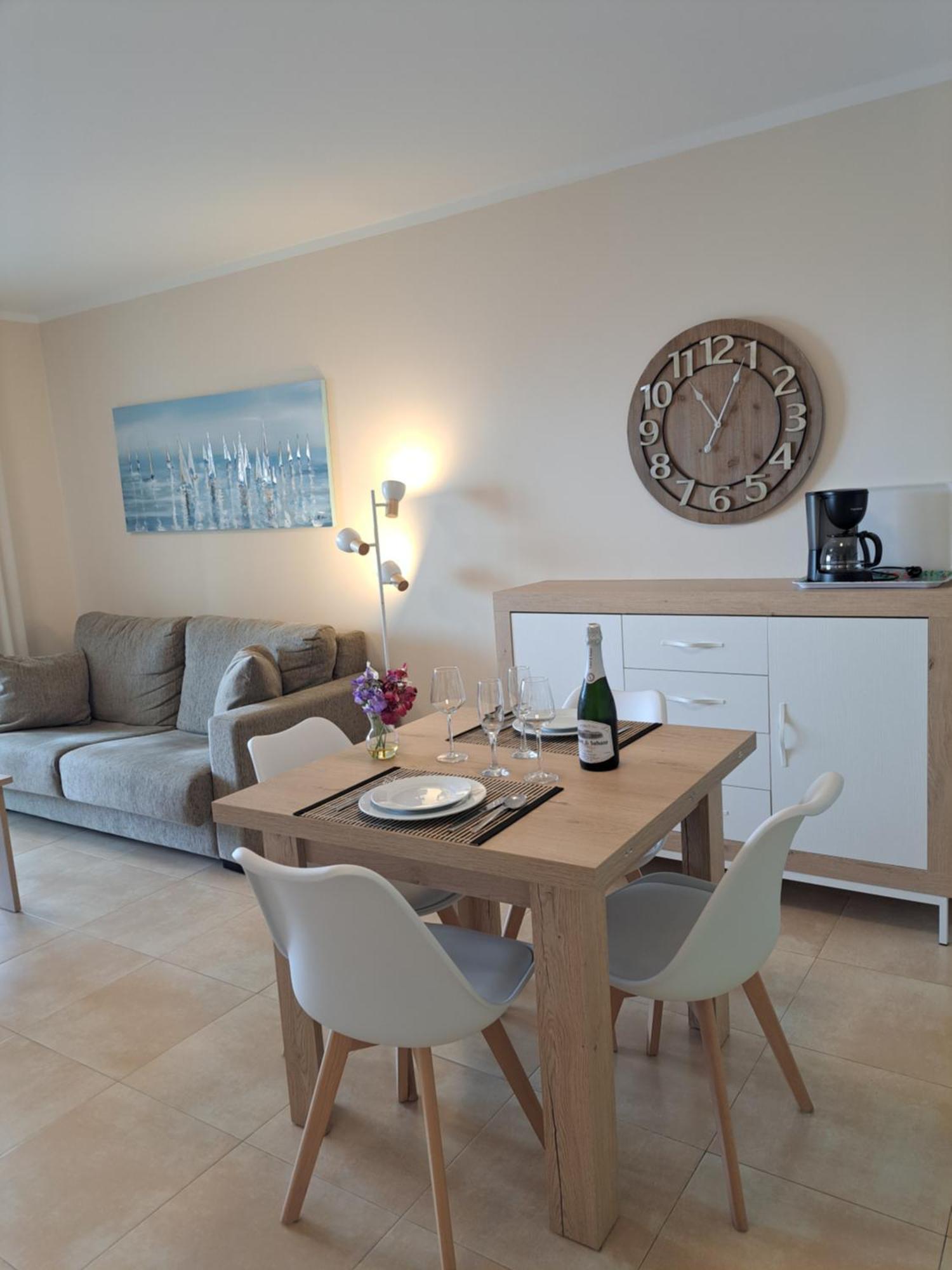 Esmeralda Seaview Calp